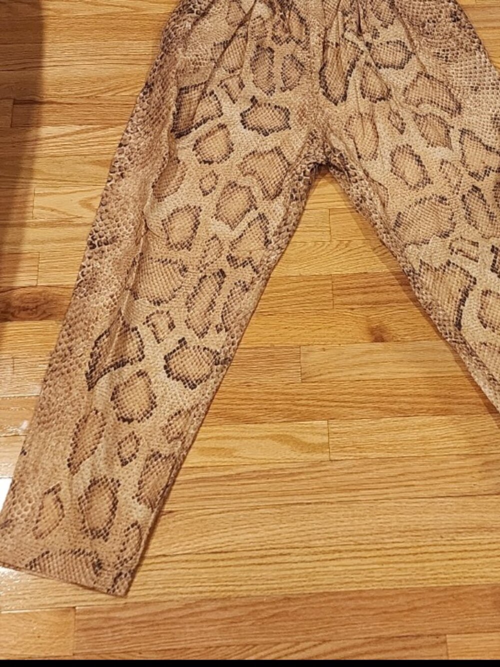 NWT Mara Hoffman Women Trousers Sand Multi Snake Print Paperbag Cropped - M - Picture 3 of 5